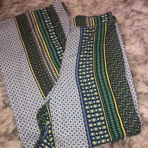 FOREVER 21 FLOWY PANTS